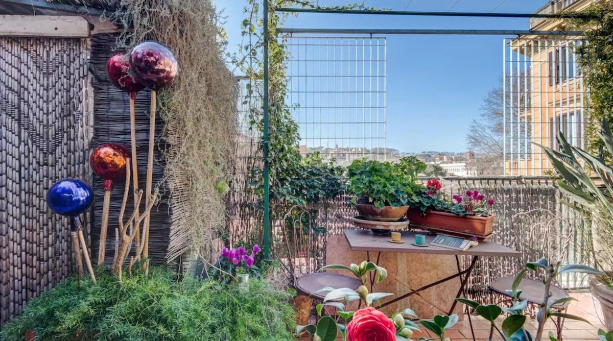 Terrarium Trastevere, Boutique With Terrace Apartment Rom